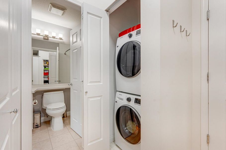 210 1675 W 10th Avenue Vancouver, BC - 14