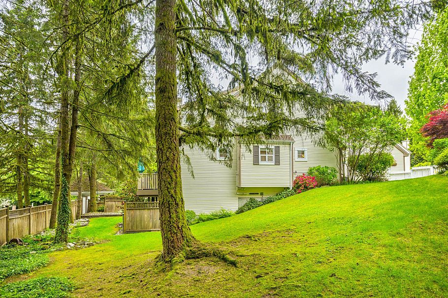 2 3939 Indian River Drive North Vancouver, BC - 37