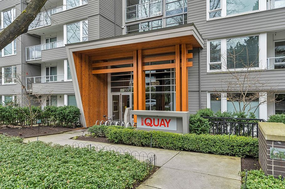 216 255 W 1st Street North Vancouver, BC - 28