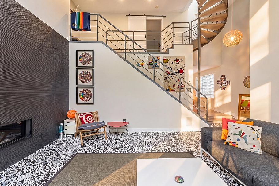 3542 W 2nd Avenue Vancouver, BC - 1