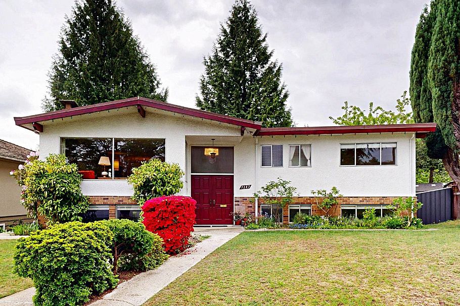 7287 Shawnee Place Vancouver, BC - 1