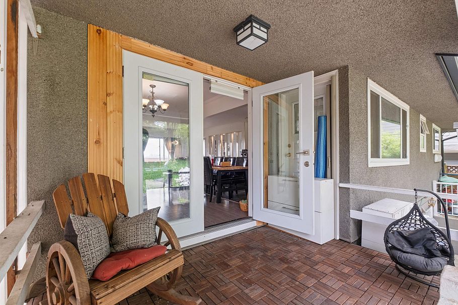 962 Whitchurch Street North Vancouver, BC - 12