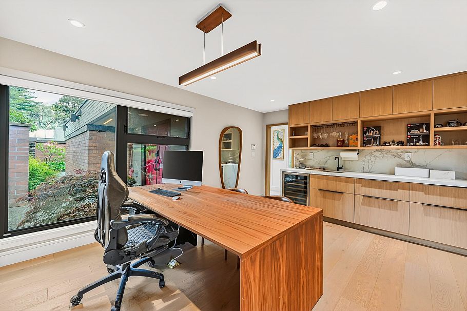 423 Greensboro Place Vancouver, BC - 13