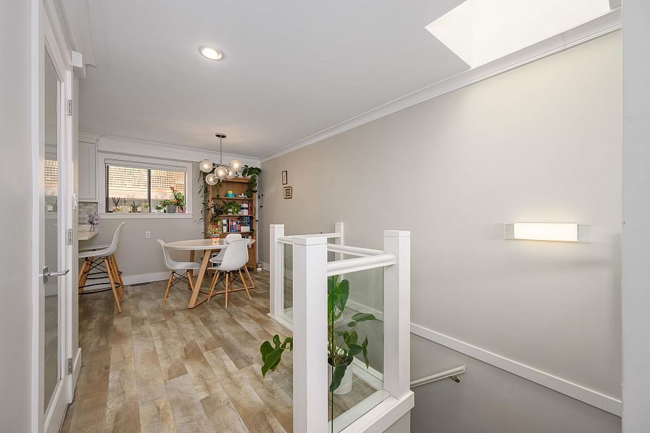 3201 Lonsdale Avenue North Vancouver, BC - 14