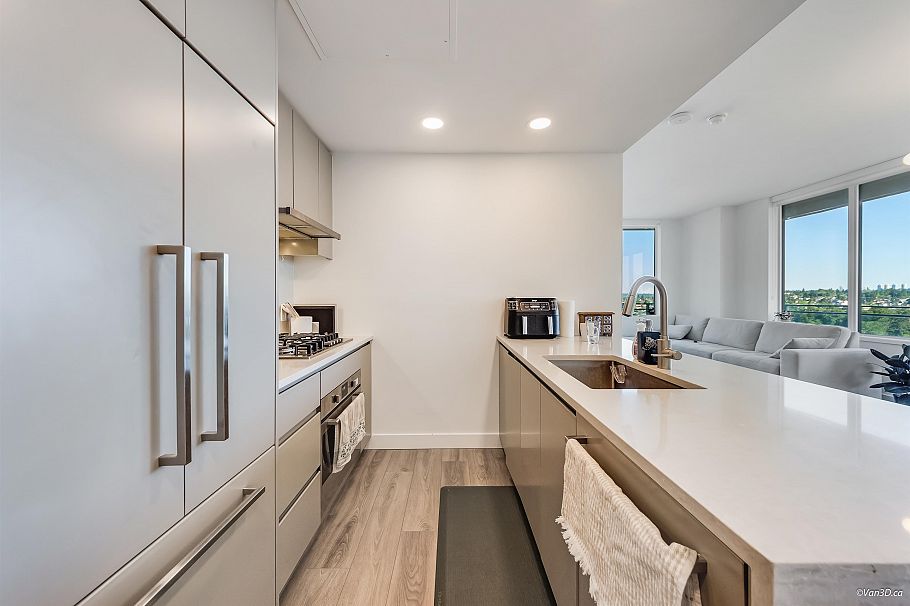 1304 4433 Alaska Street Burnaby, BC - 3