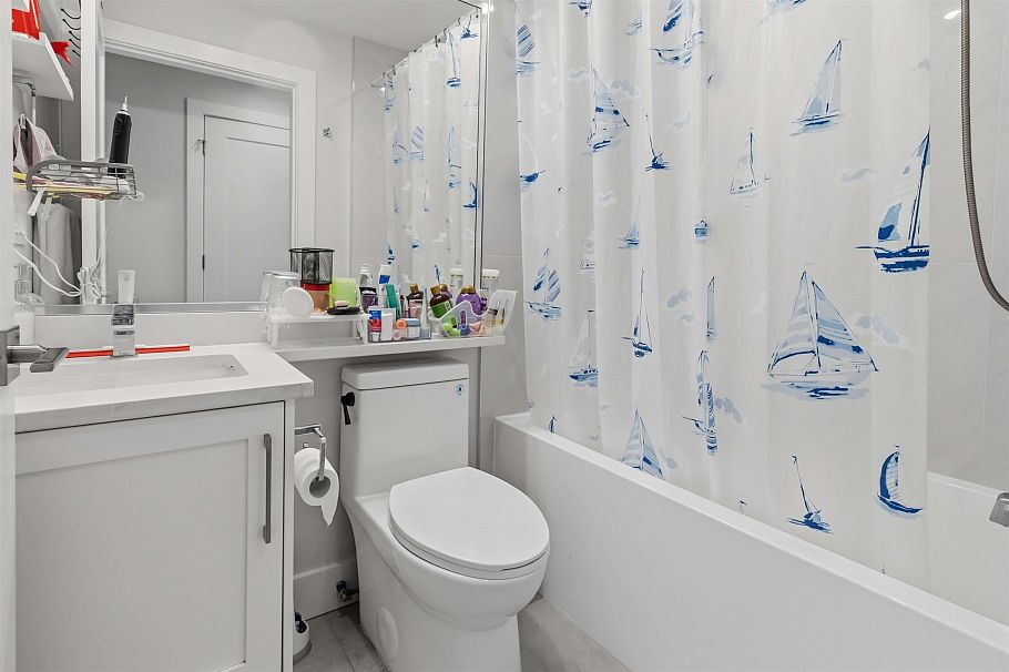 8375 French Street Vancouver, BC - 17