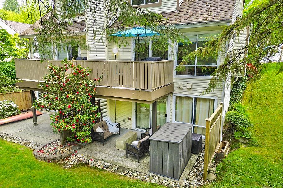 2 3939 Indian River Drive North Vancouver, BC - 38