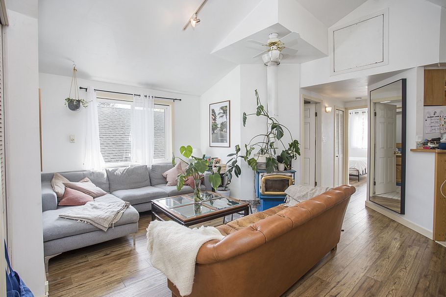 2051 Stephens Street Vancouver, BC - 3