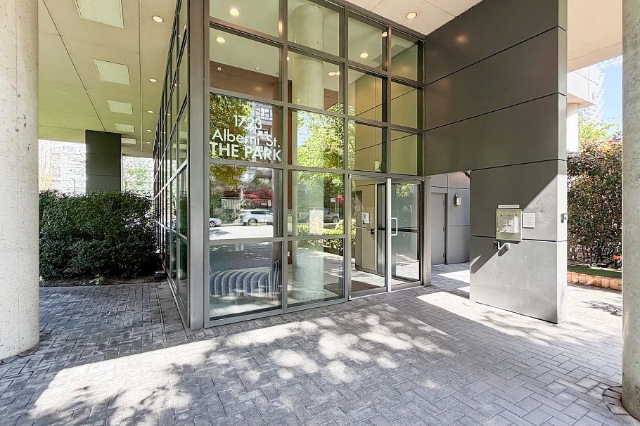505 1723 Alberni Street Vancouver, BC - 2