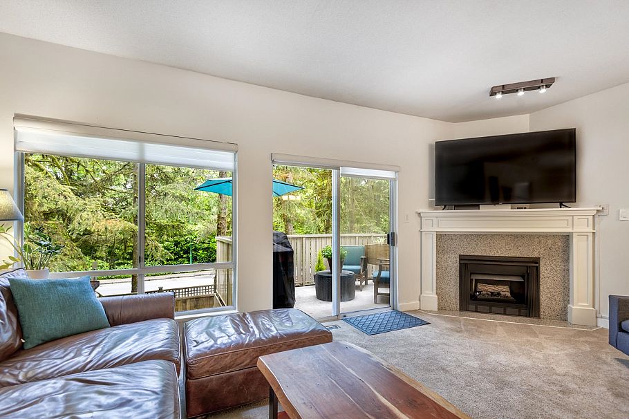 2 3939 Indian River Drive North Vancouver, BC - 13