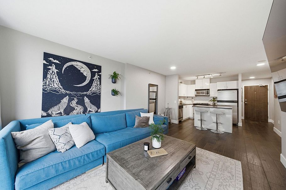 405 155 W 1st Street North Vancouver, BC - 13