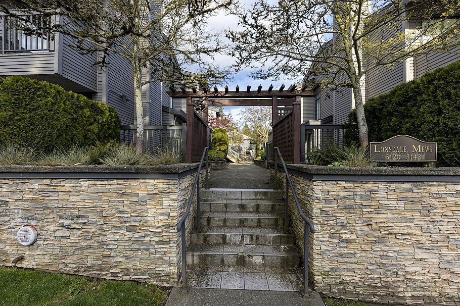 3132 Lonsdale Avenue North Vancouver, BC - 33