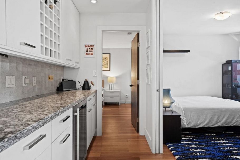 104 1512 Yew Street Vancouver, BC - 16