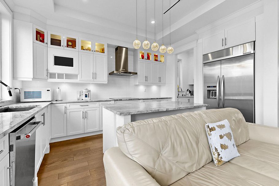 4555 W 9th Avenue Vancouver, BC - 19