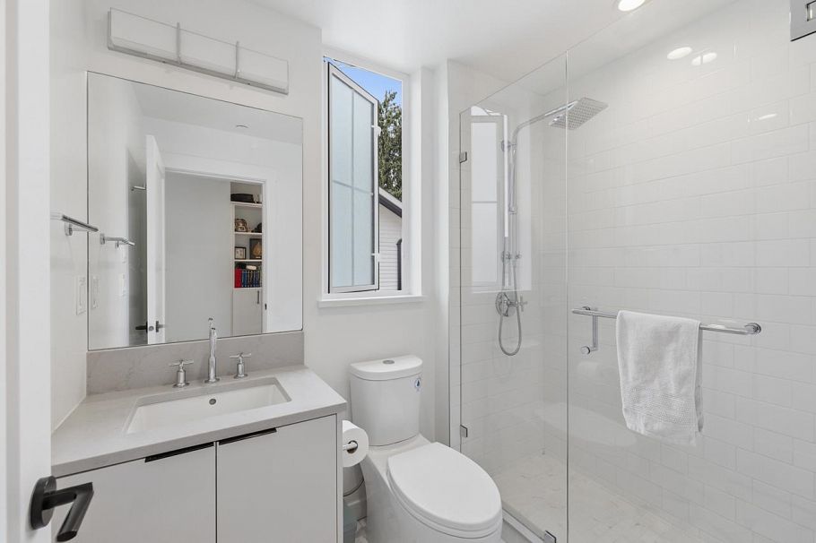 13 237 Ridgeway Avenue North Vancouver, BC - 30
