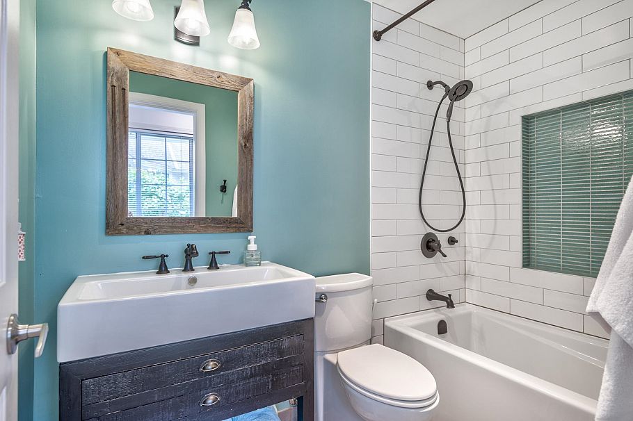 2 3939 Indian River Drive North Vancouver, BC - 29