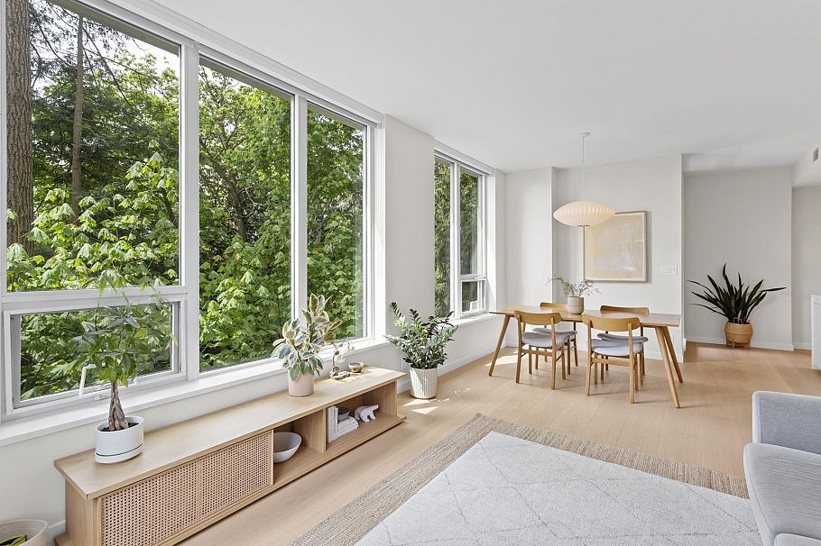 309 3533 Ross Drive Vancouver, BC - 3