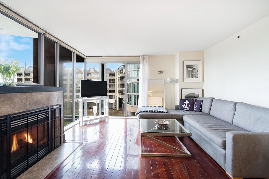 503 990 Beach Avenue Vancouver, BC - 4