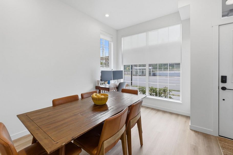 13 237 Ridgeway Avenue North Vancouver, BC - 14