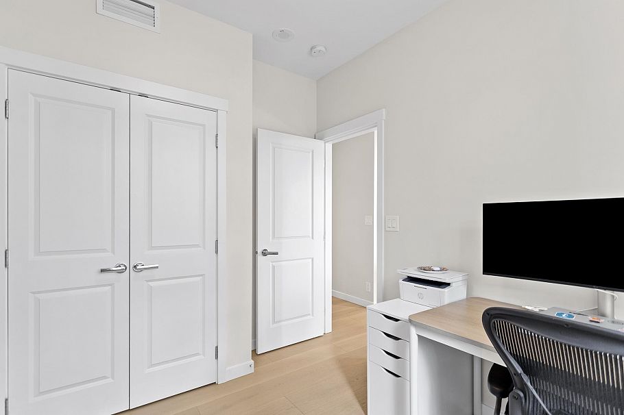 309 3533 Ross Drive Vancouver, BC - 16