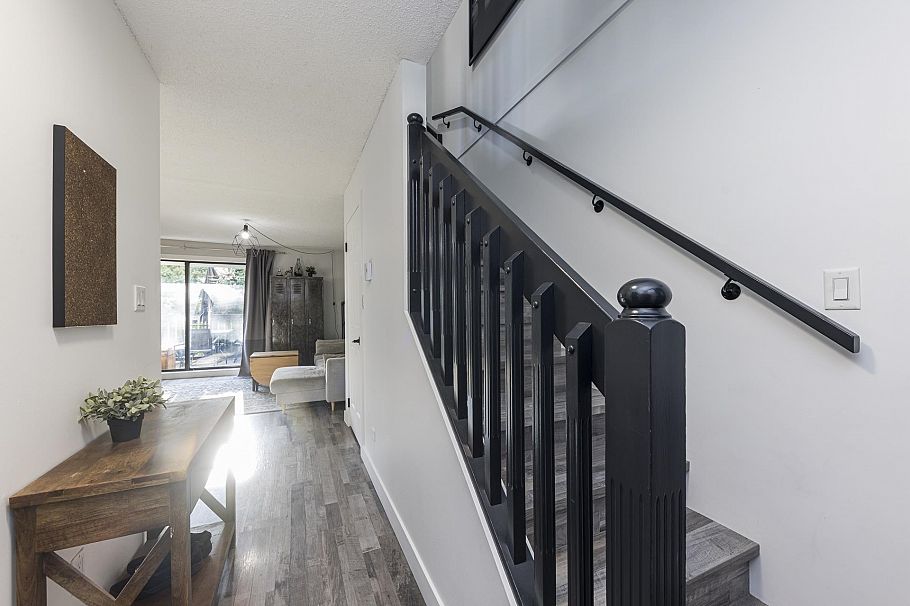 3132 Lonsdale Avenue North Vancouver, BC - 20