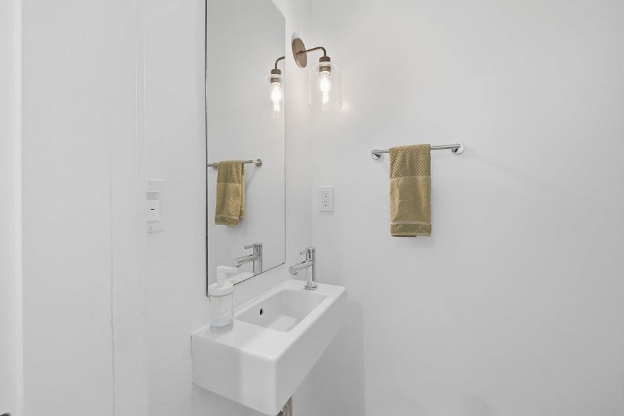 13 237 Ridgeway Avenue North Vancouver, BC - 16