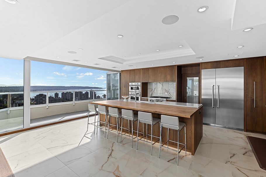 3101 717 Jervis Street Vancouver, BC - 1