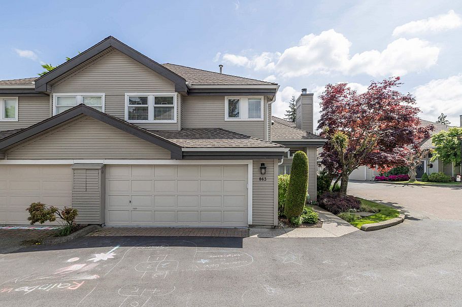 863 Roche Point Drive North Vancouver, BC - 2