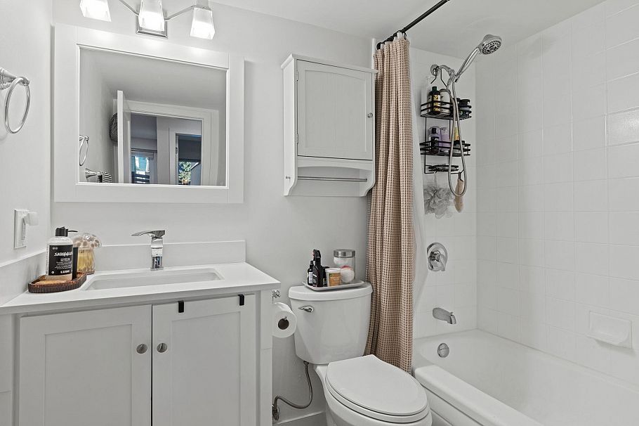 103 1649 Comox Street Vancouver, BC - 14