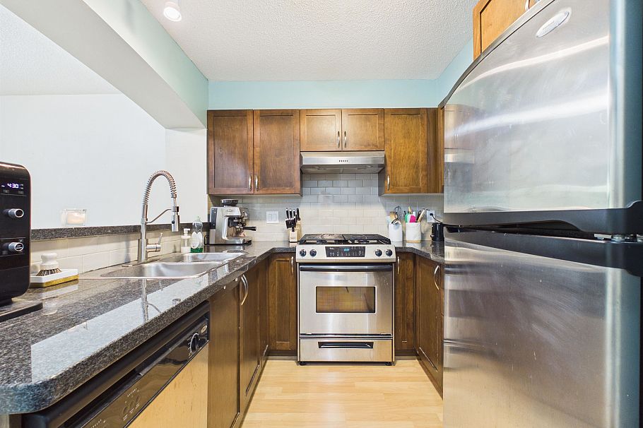 214 2388 Western Parkway Vancouver, BC - 4