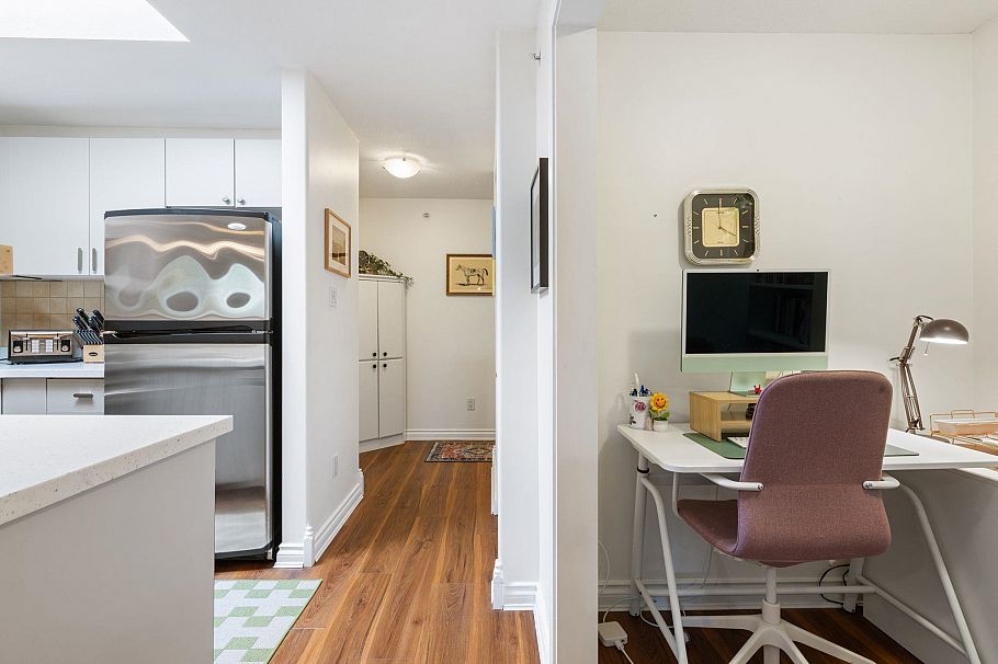 404 2741 E Hastings Street Vancouver, BC - 6