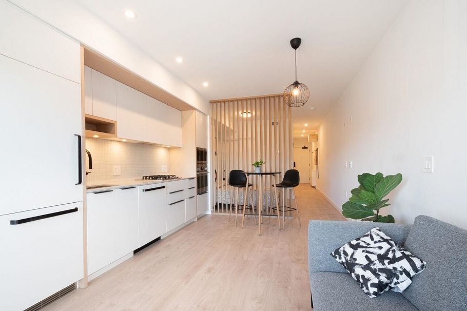 310 2520 Guelph Street Vancouver, BC - 13
