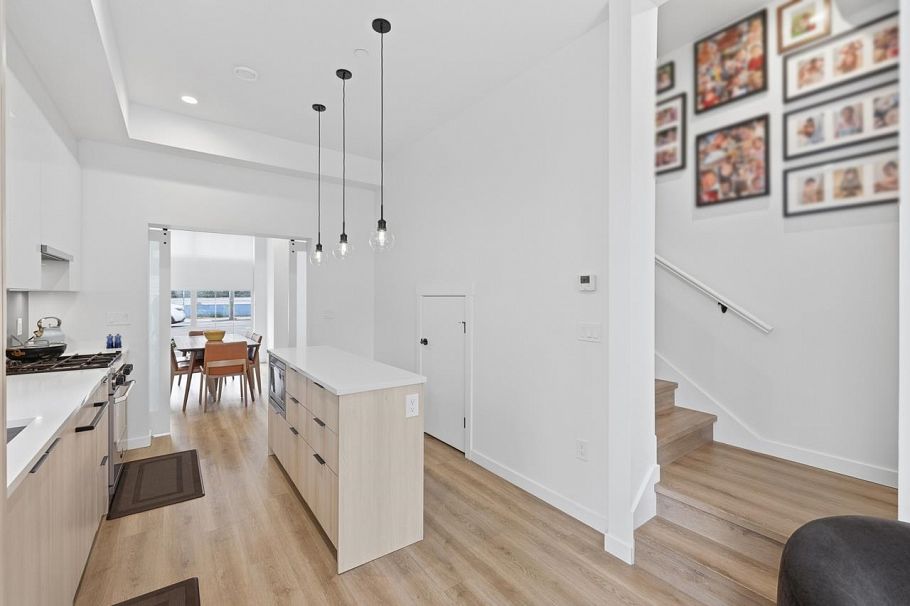 13 237 Ridgeway Avenue North Vancouver, BC - 9