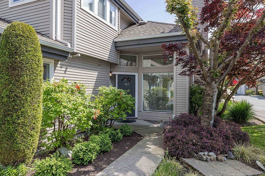863 Roche Point Drive North Vancouver, BC - 3