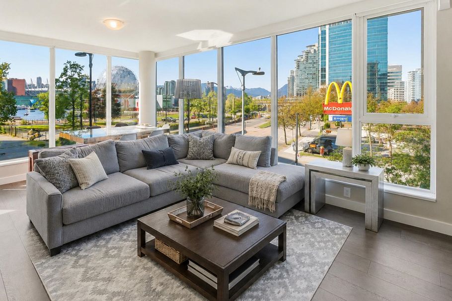 312 1618 Quebec Street Vancouver, BC - 2