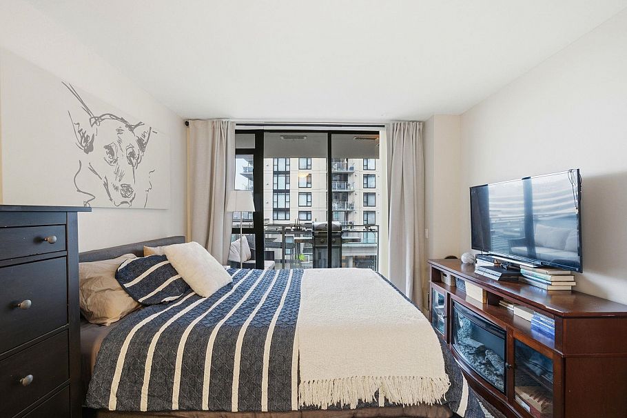 405 155 W 1st Street North Vancouver, BC - 15