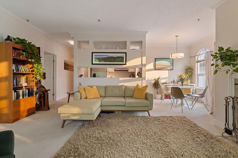 307 2256 W 7th Avenue Vancouver, BC - 4
