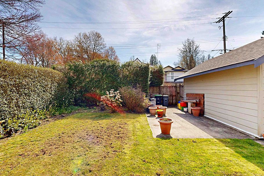 4402 W 12th Avenue Vancouver, BC - 22