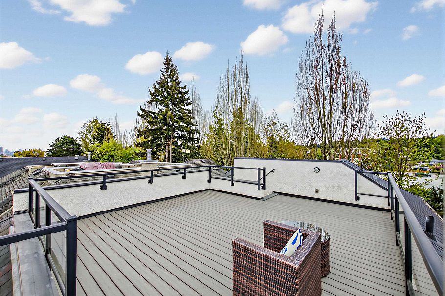 4555 W 9th Avenue Vancouver, BC - 30