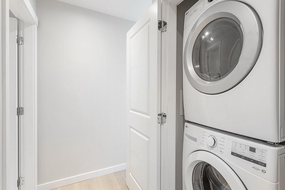 309 3533 Ross Drive Vancouver, BC - 25