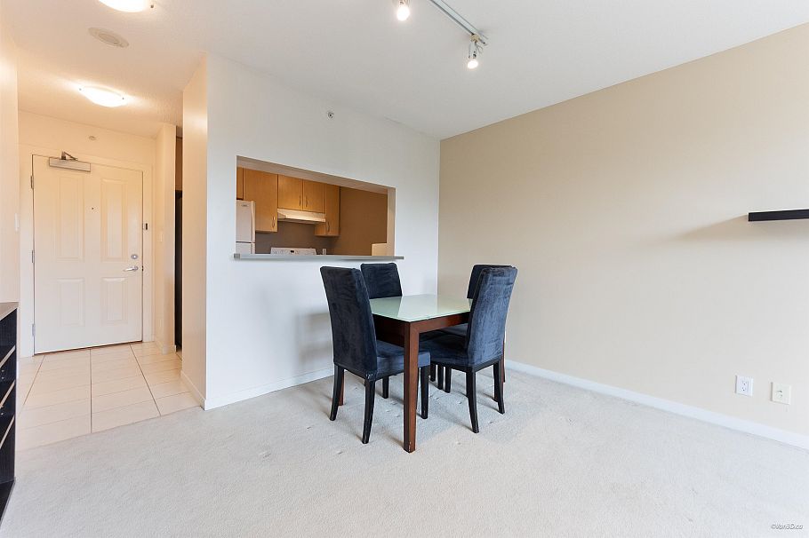 312 3663 Crowley Drive Vancouver, BC - 5