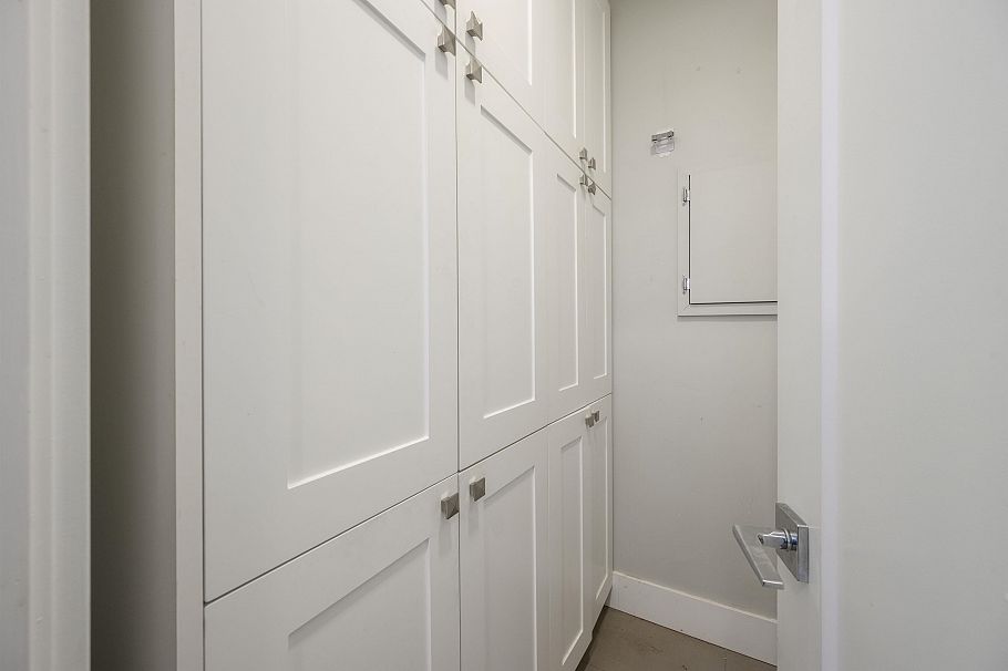 3201 Lonsdale Avenue North Vancouver, BC - 19