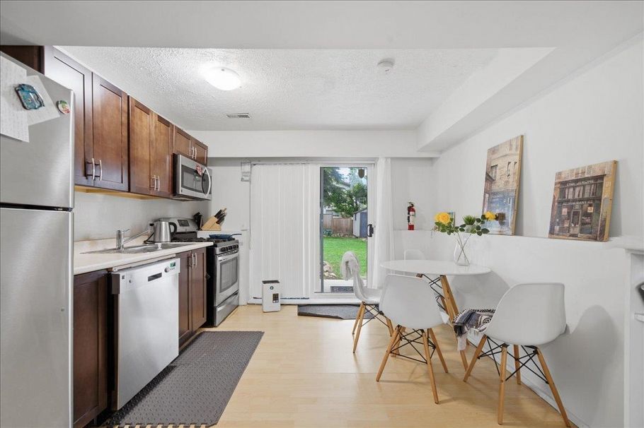 4158 Mt Seymour Parkway North Vancouver, BC - 24