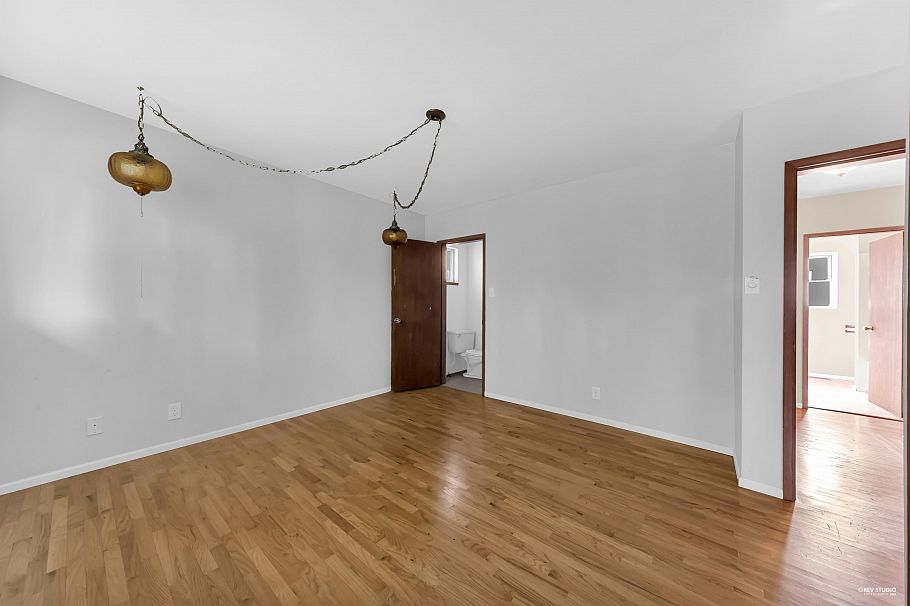 7790 Elliott Street Vancouver, BC - 10
