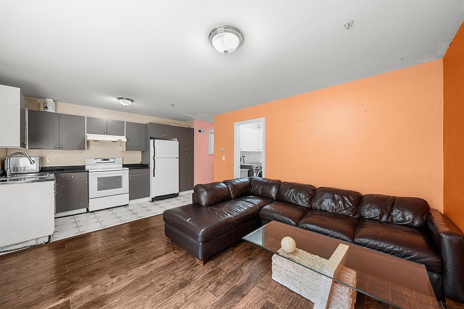 7962 Victoria Drive Vancouver, BC - 31