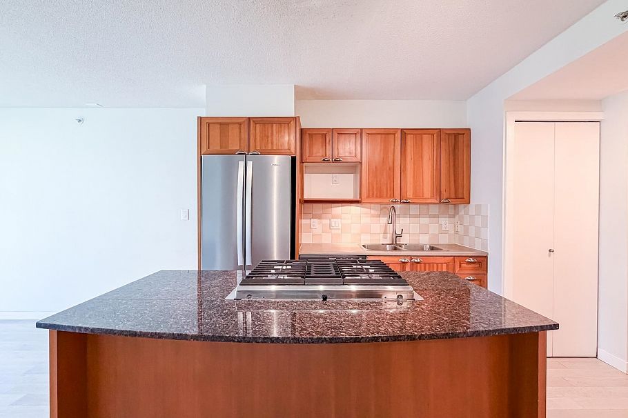 505 1723 Alberni Street Vancouver, BC - 9