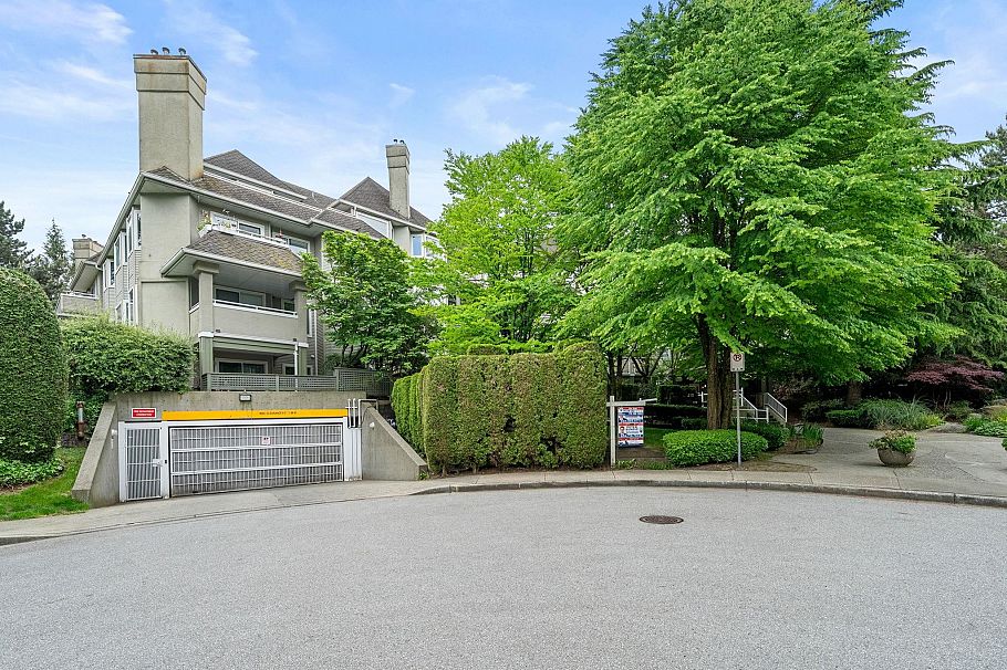 409 3738 Norfolk Street Burnaby, BC - 1