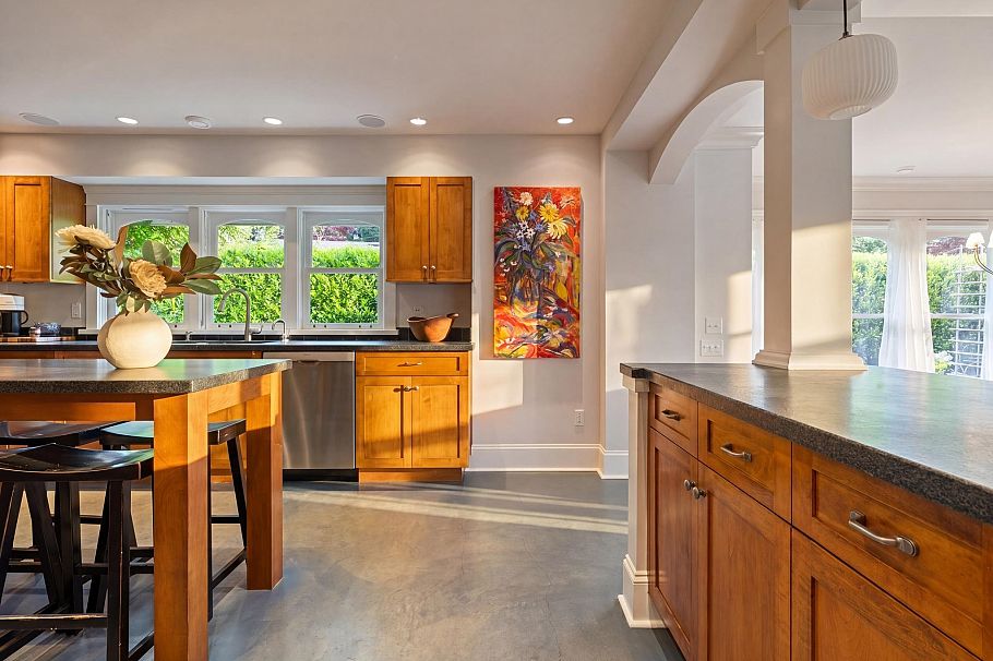 3586 Emerald Drive North Vancouver, BC - 10