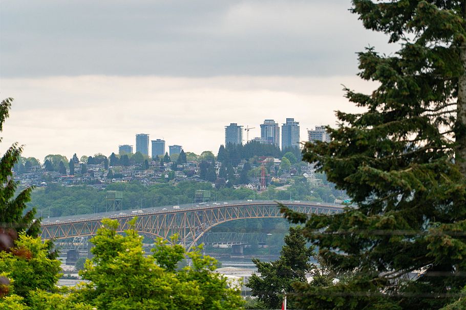 939 Calverhall Street North Vancouver, BC - 9