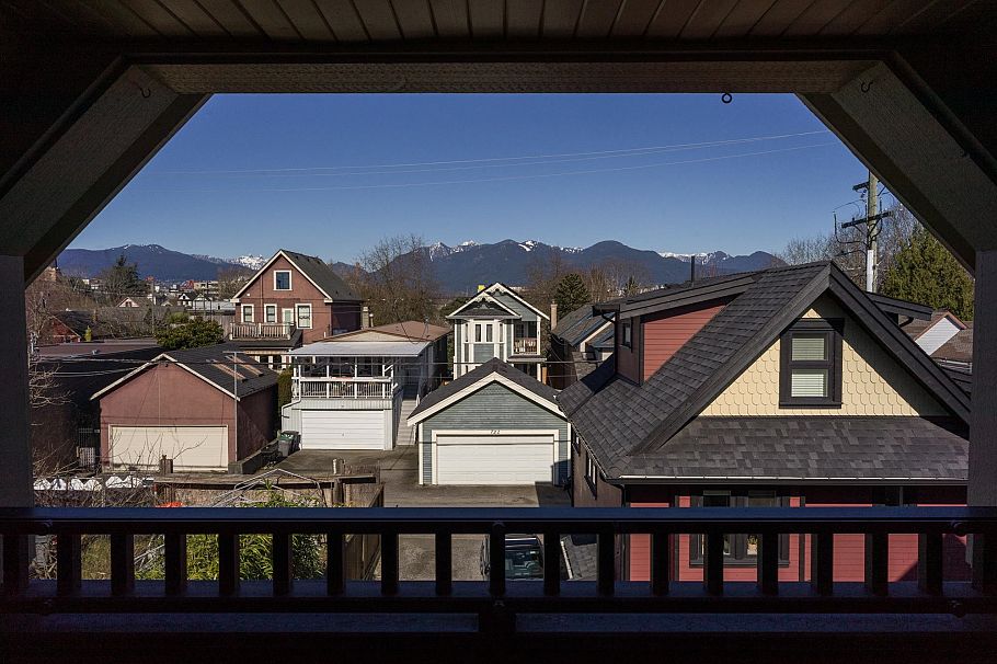 723 Union Street Vancouver, BC - 21